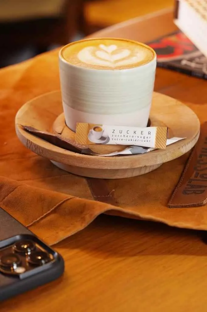 Hellma Mini Zucker-Sticks 150 x 2,5g | CaterPoint.de Hellma Mini Zucker-Sticks 150 x 2,5g | CaterPoint.de